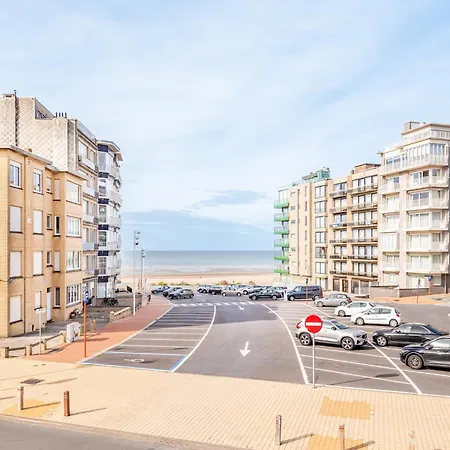 In With Sea View, Cleaning Included *